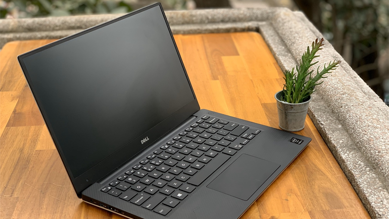 Dell nổi tiếng là thương hiệu laptop uy tín, độ bền cao
