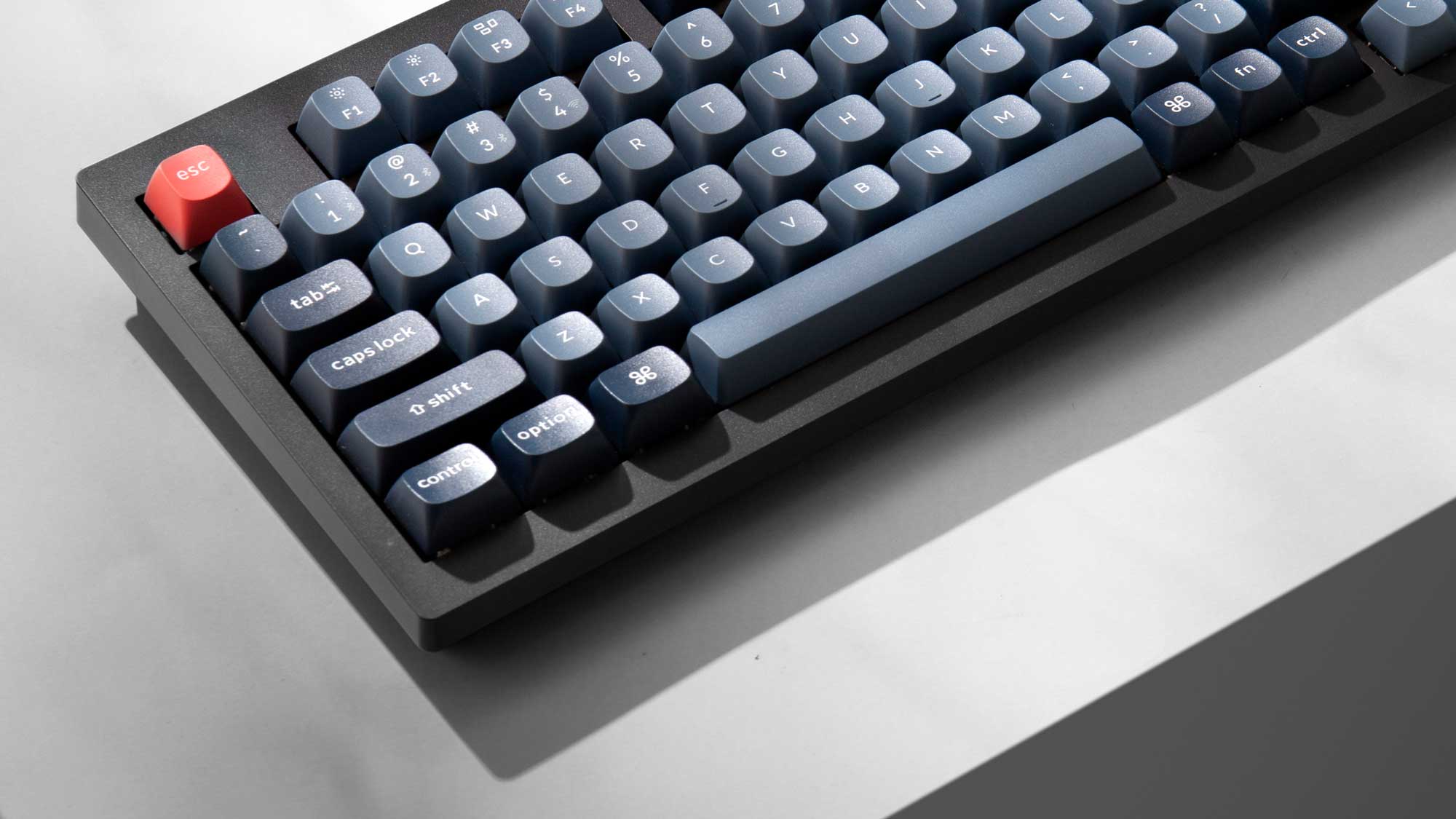 Bàn phím cơ không dây Keychron V5 Max RGB Hotswap Wireless (Gateron Sw)